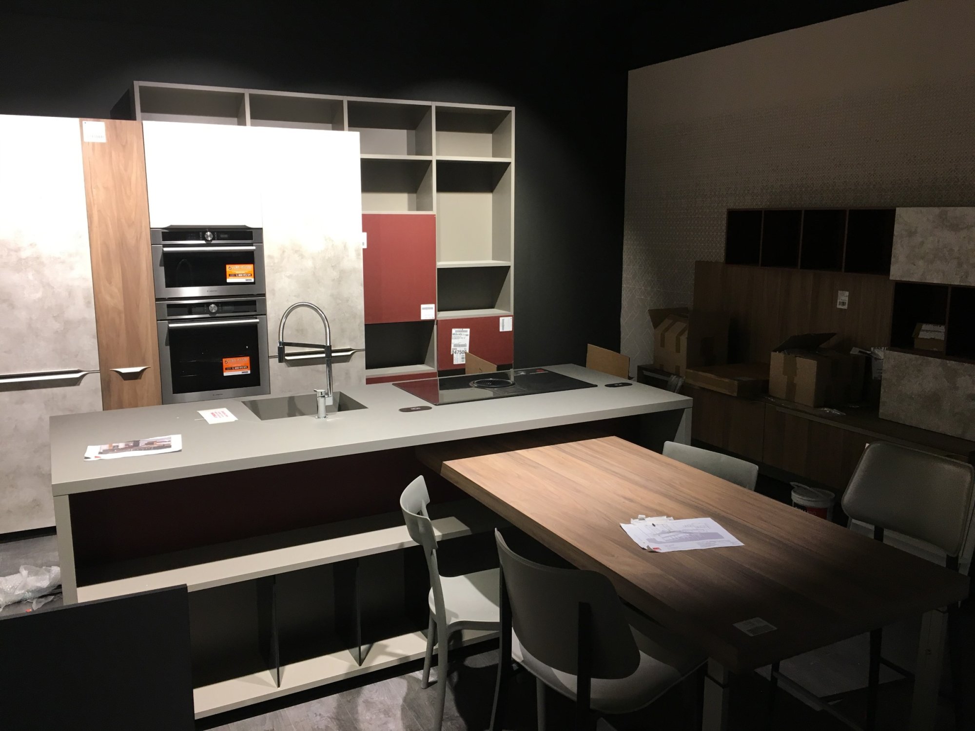 Showroom LUBE- Fabriano IT – EONS